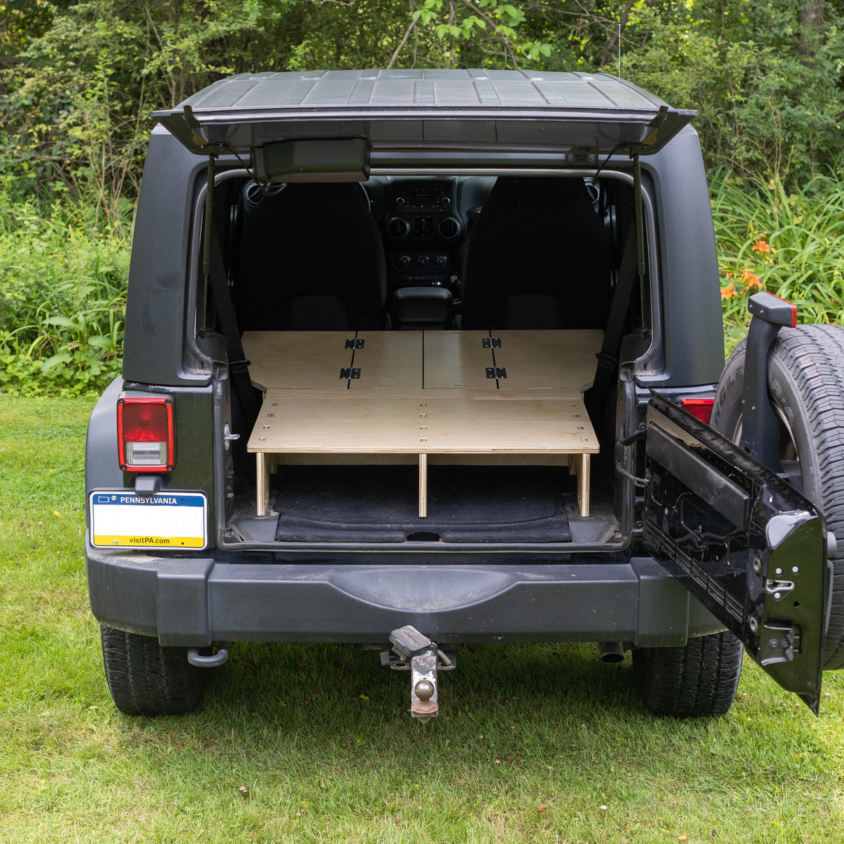 Jeep Wrangler Unlimited Sleeping Platform – CarToCamp