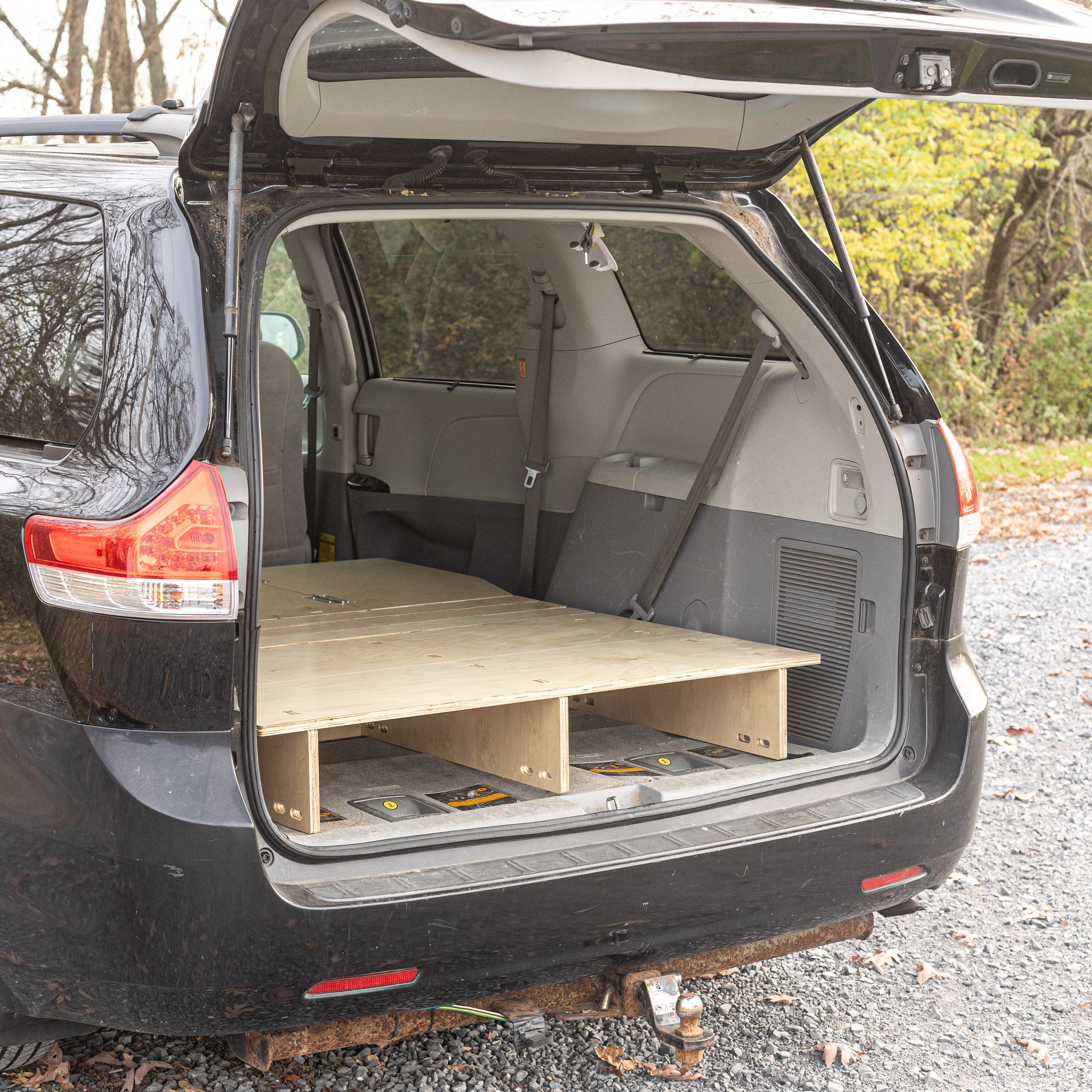 toyota van camper Toyota Sienna Sleeping Platform – CarToCamp